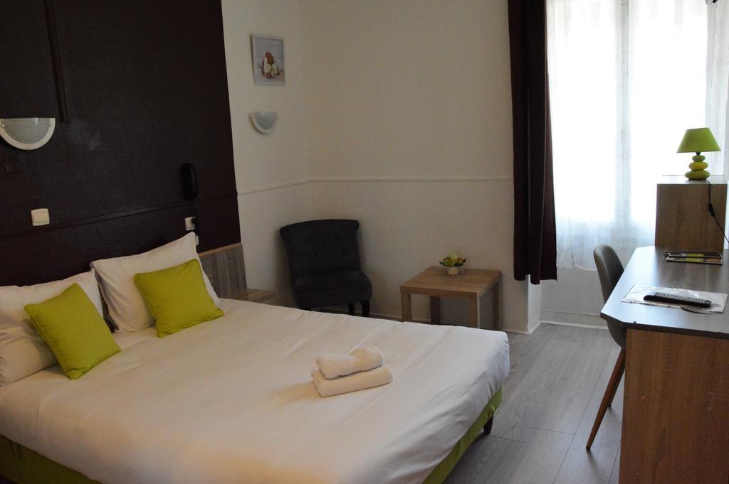 Hotel De La Colombiere Chalon-sur-Saône Dış mekan fotoğraf