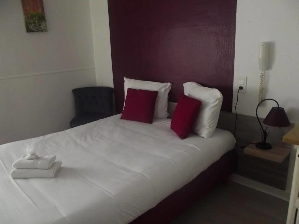 Hotel De La Colombiere Chalon-sur-Saône Dış mekan fotoğraf