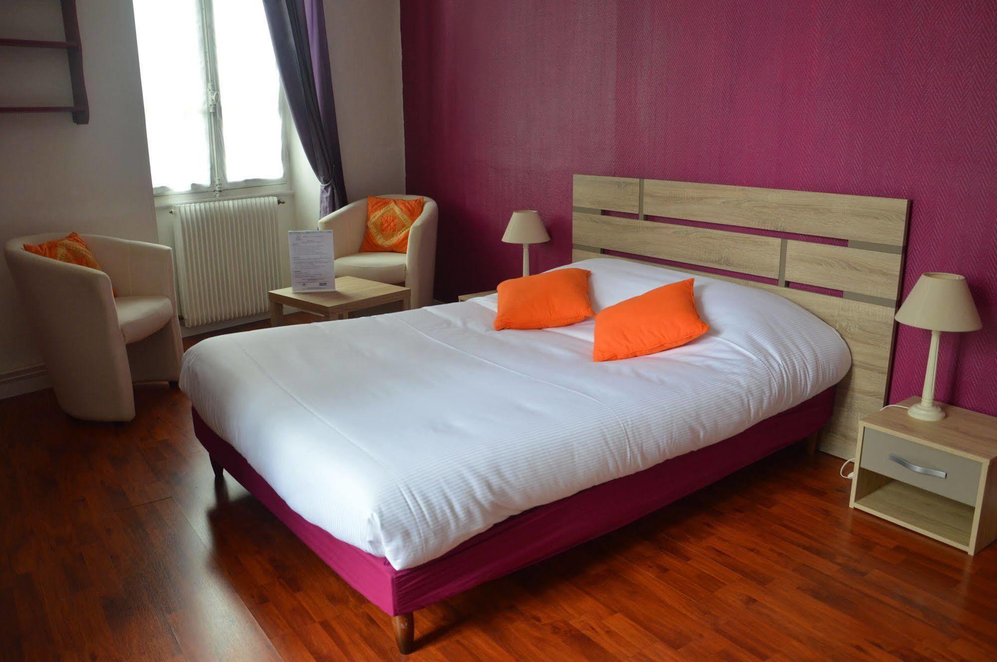 Hotel De La Colombiere Chalon-sur-Saône Dış mekan fotoğraf
