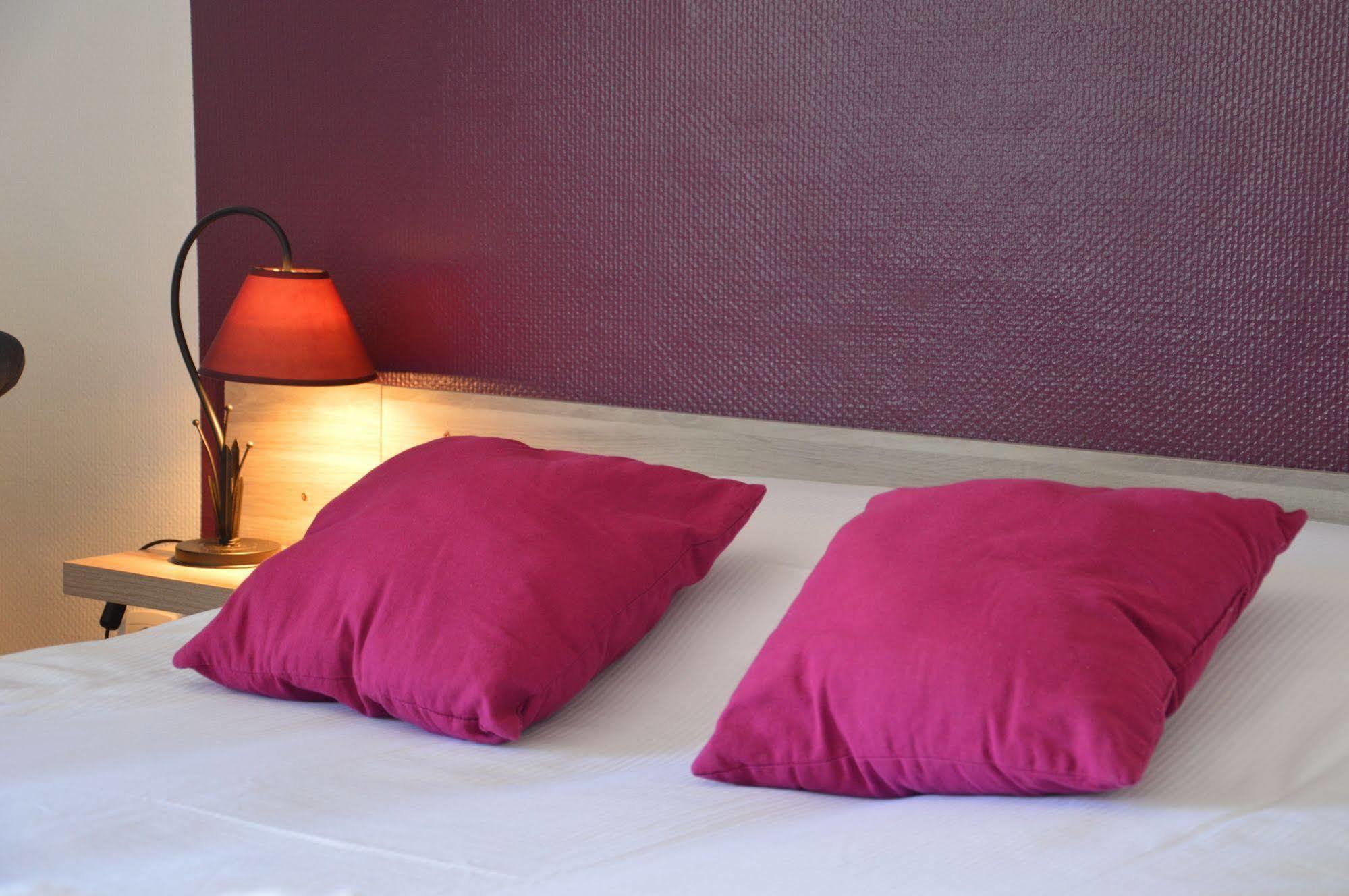 Hotel De La Colombiere Chalon-sur-Saône Dış mekan fotoğraf